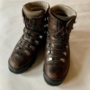 ASOLO Nordica Heavy Duty Hiking Work Boot - Vibram Sole - US12